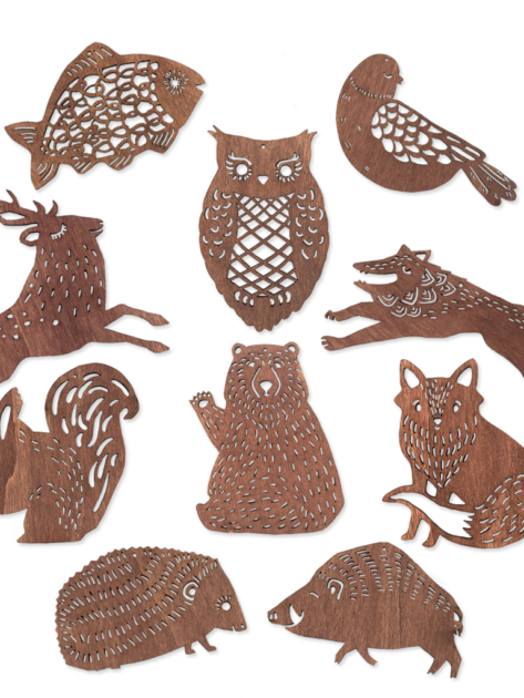 Kristyna-Klaban-Gregorova_wooden-christmas-decoration