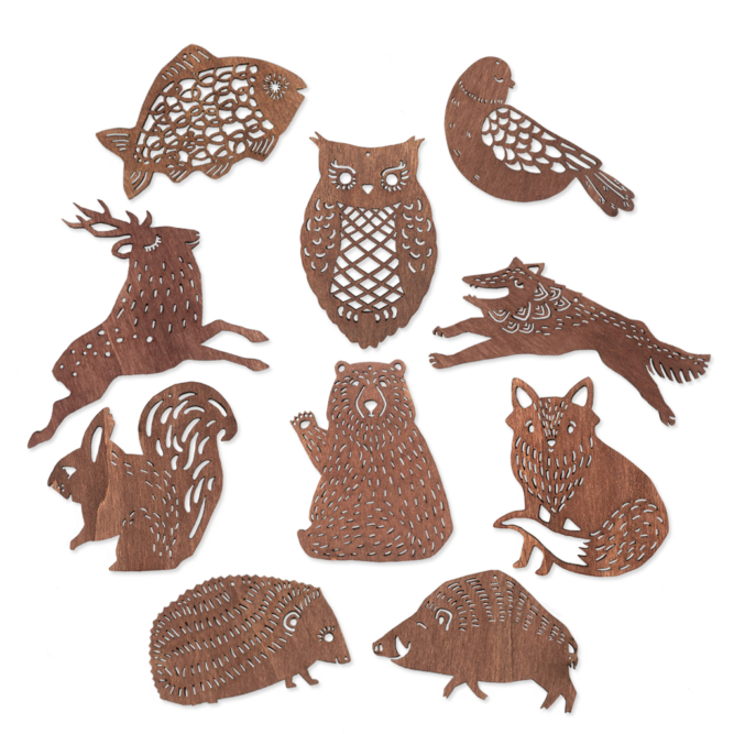 Kristyna-Klaban-Gregorova_wooden-christmas-decoration